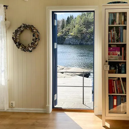 Captain's House With Private Dock In Bamble * Stathelle