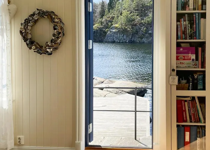 Captain's House With Private Dock In Bamble * Stathelle