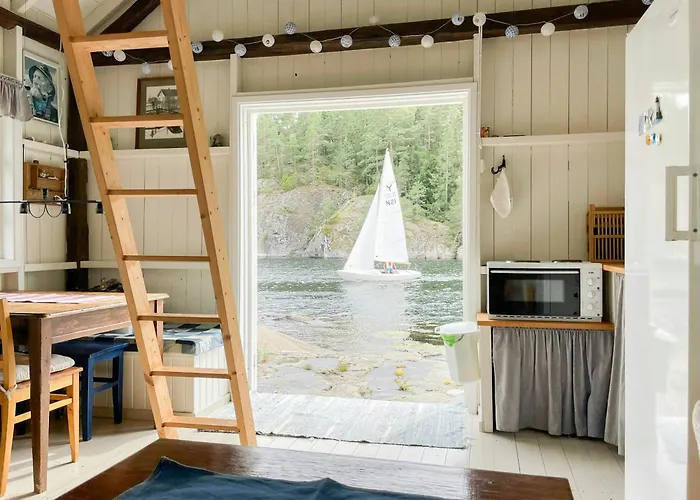Captain's House With Private Dock In Bamble * Stathelle