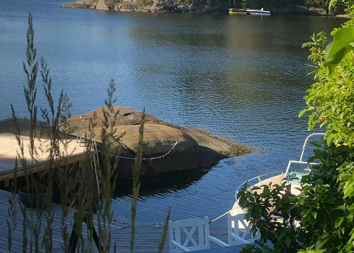 Captain's House With Private Dock In Bamble Vakantiehuis