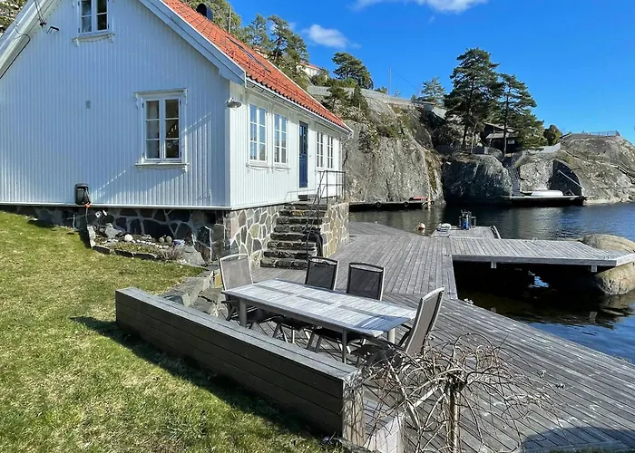 Captain's House With Private Dock In Bamble Vakantiehuis *